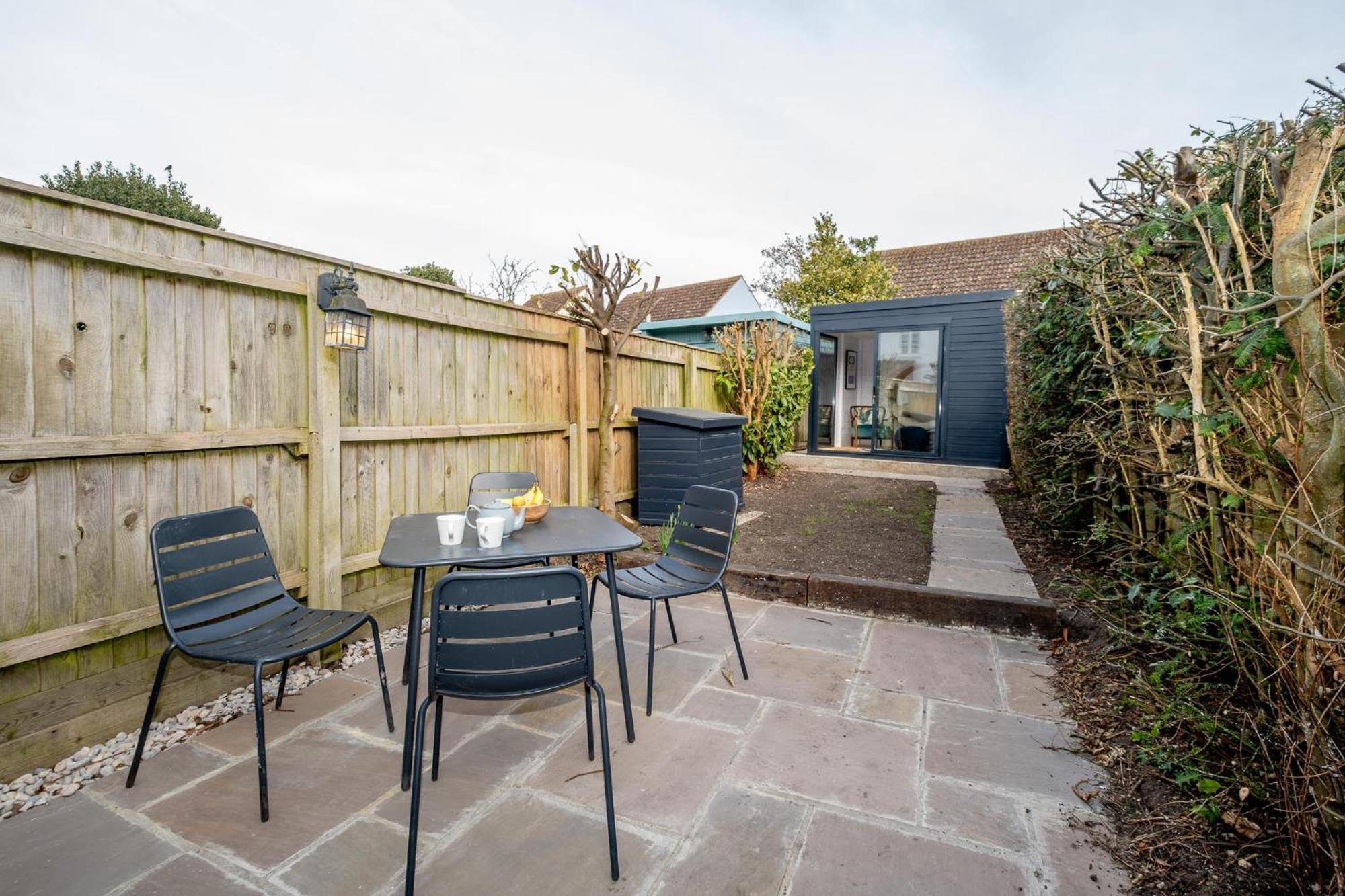 Sleepers Cottage ออลบะระ ภายนอก รูปภาพ